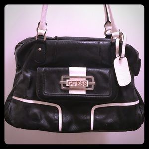 Guess purse!